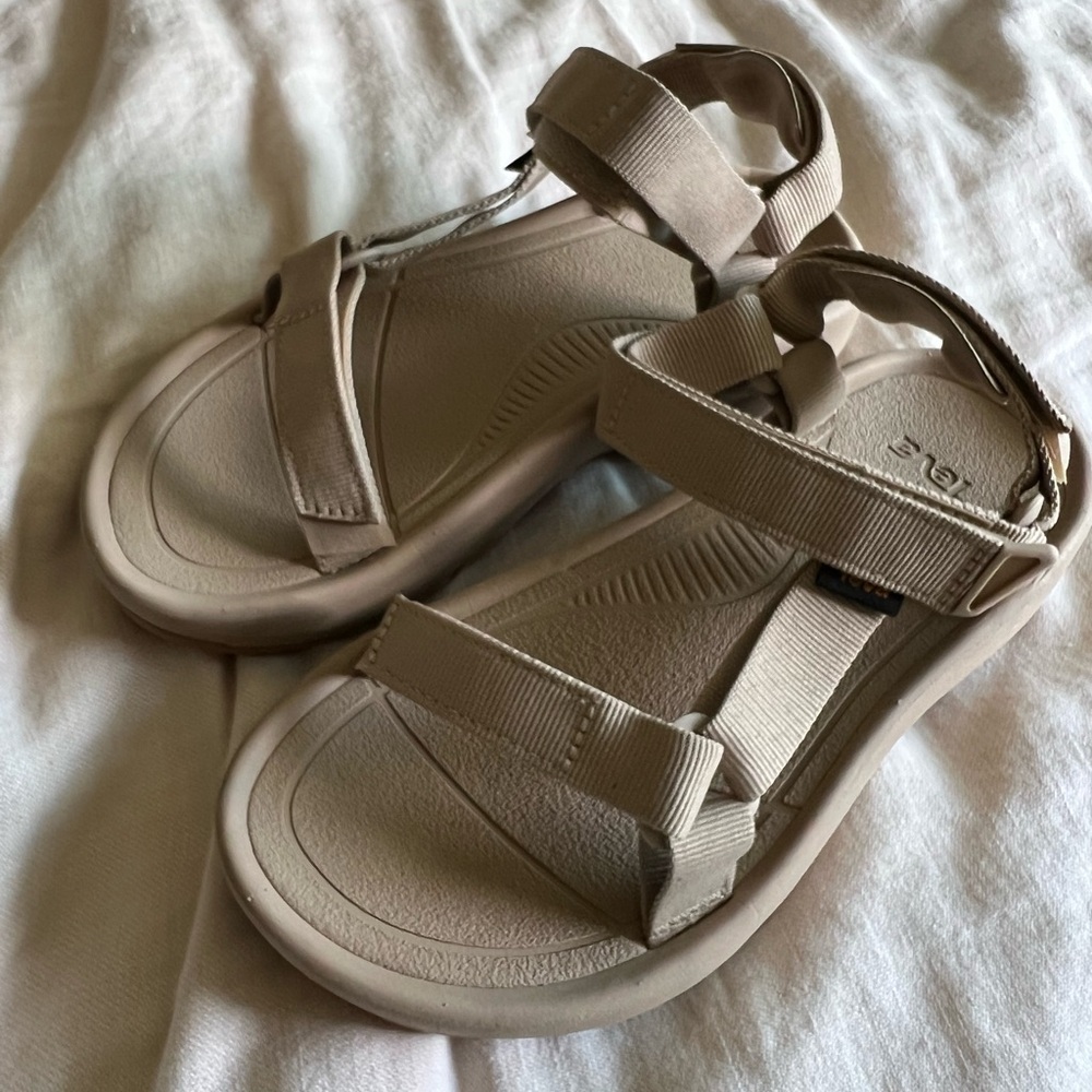 Teva Women's Sandals in Light Tan